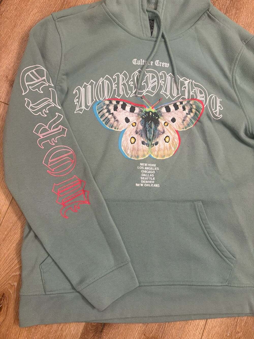 Culture Crew Moth Graphic Hoodie Green Pullover Streetwear World Wide Large Fall - Picture 2 of 12